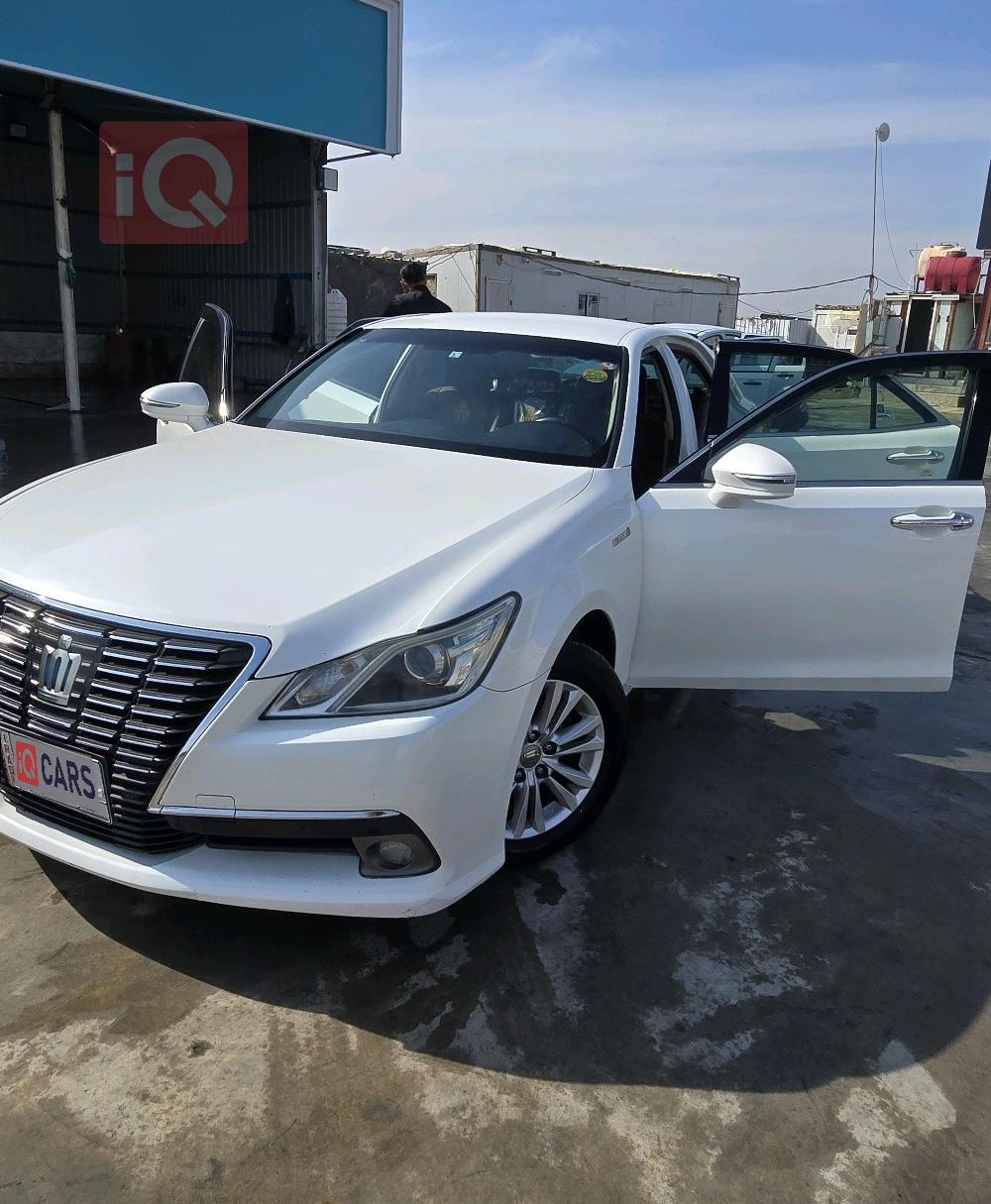 تويوتا كراون